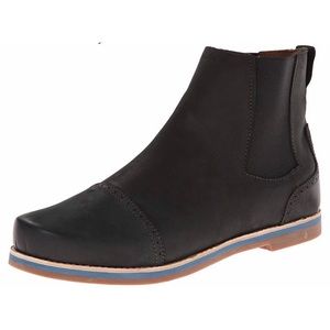 OLUKAI Honolulu City Boot Black